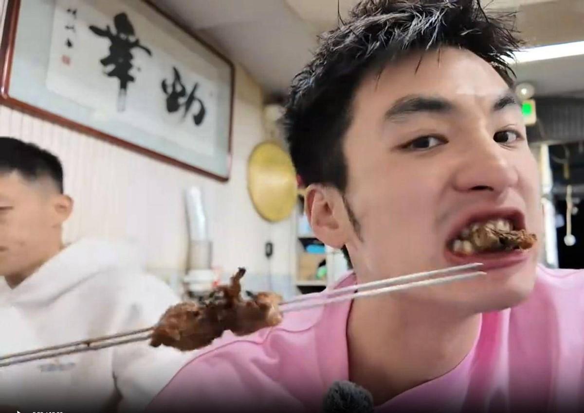 上海男篮最新动态与小巷篮球奇缘，特色小店的意外篮球之旅